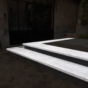 Traptreden Belgisch Hardsteen grijs geschuurd